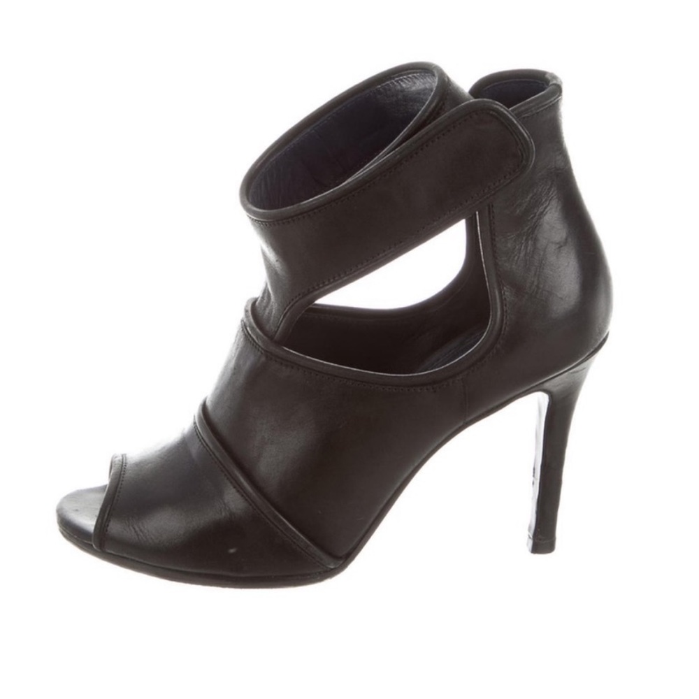 GORGEOUS STYLISH SANDRO BLACK‎ LEATHER PEEP TOE HIGH HEELS